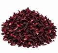 Hibiscus uscat mărunțit, flori roșii-vișinii pe fundal alb
